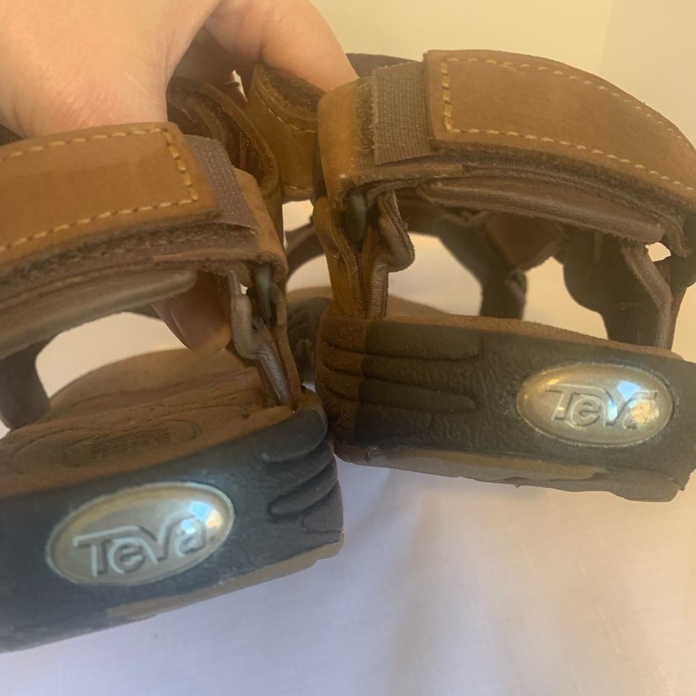 Teva Sandals Brown Leather All Terrain Tevas Women’s Size 7 - Picture 3 of 8